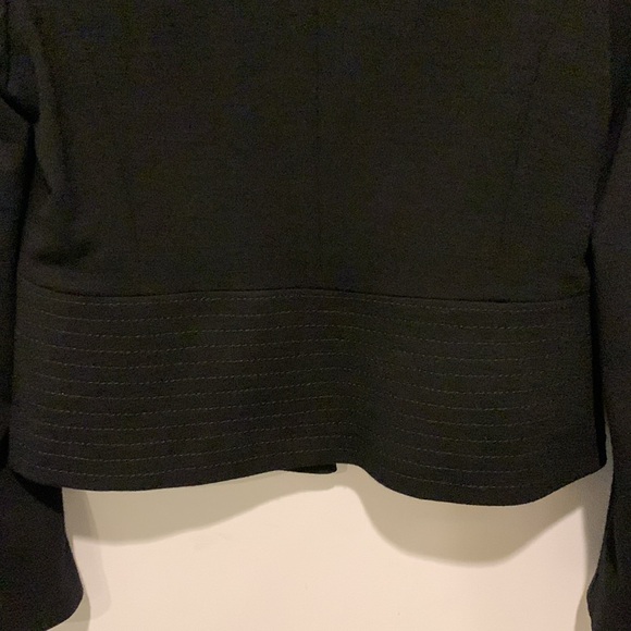 Beautiful wool blend Olsen tailored black jacket. Estimated Sz medium. EUC. - Picture 6 of 10